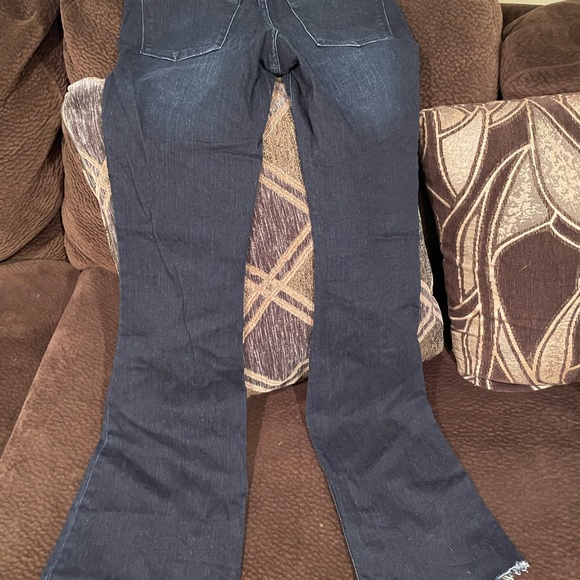 Mossimo high rise flare jeans in size 4/27. - Picture 3 of 4